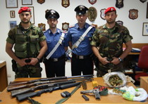 Armi e droga trovate dai Carabinieri nella Locride